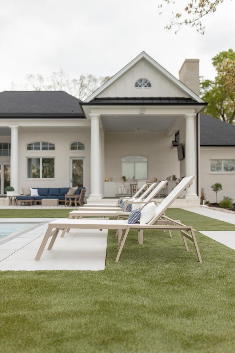 Vida Sling Chaise Lounge - Image 3